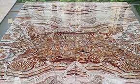 تصویر 4 از سنگ مرمریت هرسین سفید با ساختار آهکی فشرده